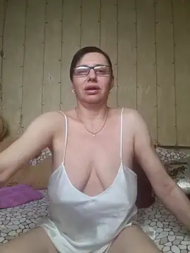 Amberhotqueen online show from 03/15/25, 03:48