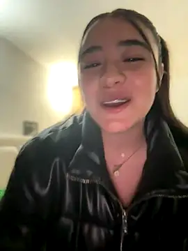 vaneelee online show from 12/04/25, 03:16