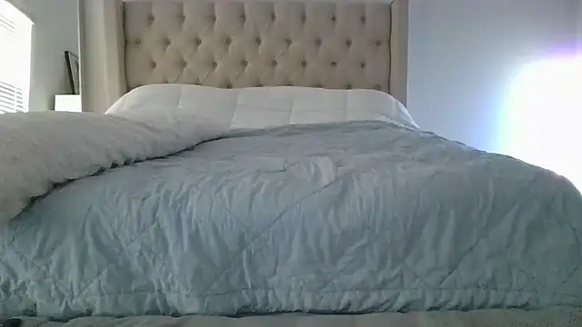 Snapshot of LuciousBB chatting on 01/11/25, 01:53 LuciousBB online show from 01/11/25, 01:53