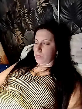 Snapshot of lolyforyou chatting on 01/07/26, 06:43 lolyforyou online show from 01/07/26, 06:43