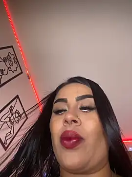 Snapshot of Emma_Brown_12 chatting on 12/20/25, 08:49 Emma Brown 12 online show from 12/20/25, 08:49