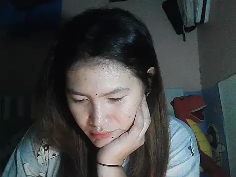 Snapshot of leamorena chatting on 02/21/26, 06:20 leamorena online show from 02/21/26, 06:20