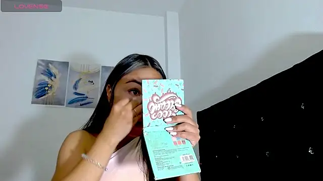 Kylie loveee online show from 02/28/26, 10:00