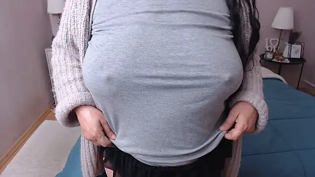 Snapshot of LeveMe2Nightt chatting on 01/11/26, 01:16 LeveMe2Nightt online show from 01/11/26, 01:16