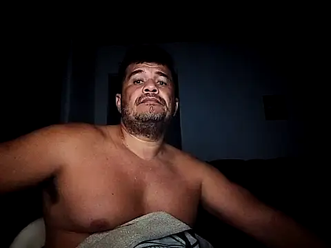 tarra122 online show from 03/05/26, 02:40