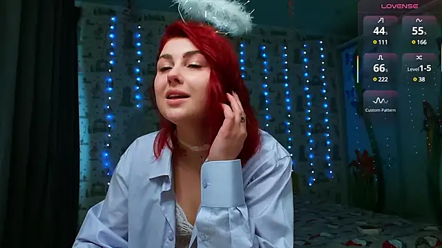 SmokyRose online show from 02/15/25, 11:06