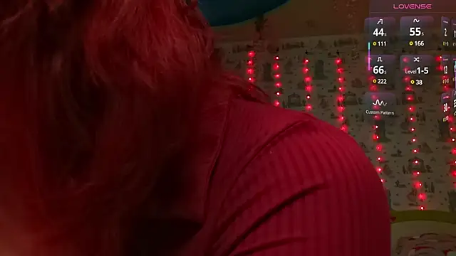 SmokyRose online show from 02/20/25, 12:04