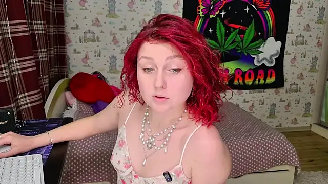 Snapshot of SmokyRose chatting on 06/01/26, 10:39 SmokyRose online show from 06/01/26, 10:39