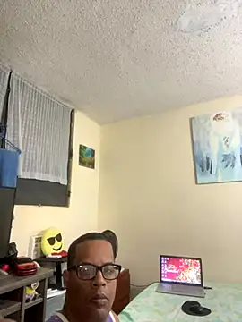 thesugar32 online show from 12/17/25, 11:16