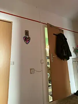 smaili1513 online show from 04/03/26, 07:17