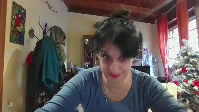 Snapshot of ClaudyGeryn chatting on 01/08/25, 02:03 ClaudyGeryn online show from 01/08/25, 02:03