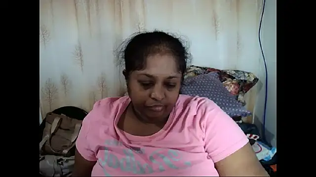 Snapshot of Indiantasha chatting on 02/24/25, 04:15 Indiantasha online show from 02/24/25, 04:15