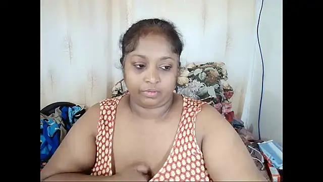 Snapshot of Indiantasha chatting on 02/28/25, 06:31 Indiantasha online show from 02/28/25, 06:31