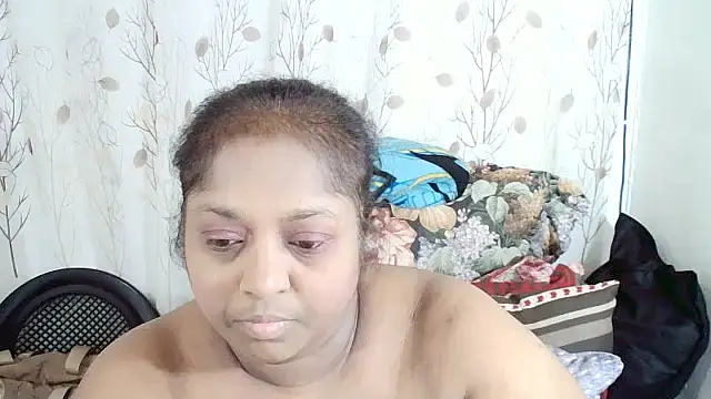 Snapshot of Indiantasha chatting on 09/14/25, 07:13 Indiantasha online show from 09/14/25, 07:13