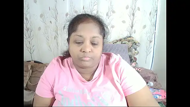 Snapshot of Indiantasha chatting on 09/15/25, 03:56 Indiantasha online show from 09/15/25, 03:56