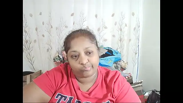 Snapshot of Indiantasha chatting on 09/23/25, 03:59 Indiantasha online show from 09/23/25, 03:59