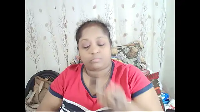 Snapshot of Indiantasha chatting on 10/03/25, 04:59 Indiantasha online show from 10/03/25, 04:59