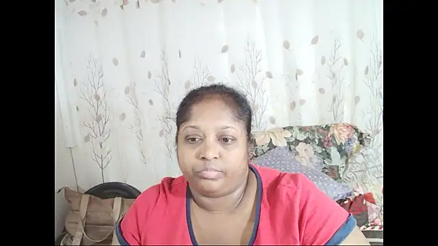 Snapshot of Indiantasha chatting on 10/24/25, 04:14 Indiantasha online show from 10/24/25, 04:14