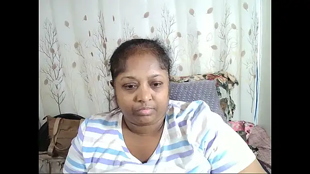 Snapshot of Indiantasha chatting on 11/06/25, 04:08 Indiantasha online show from 11/06/25, 04:08