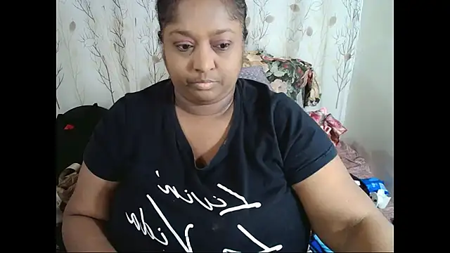 Snapshot of Indiantasha chatting on 11/27/25, 11:23 Indiantasha online show from 11/27/25, 11:23