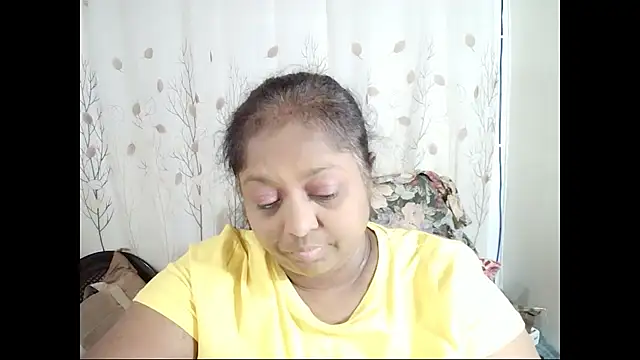 Snapshot of Indiantasha chatting on 12/01/25, 05:51 Indiantasha online show from 12/01/25, 05:51