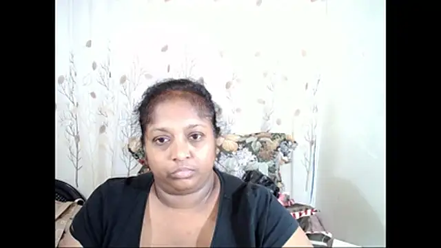 Snapshot of Indiantasha chatting on 06/23/26, 03:43 Indiantasha online show from 06/23/26, 03:43