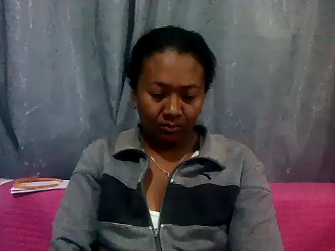 sexyladii online show from 09/10/25, 06:30