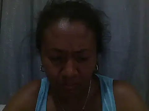 Snapshot of sexyladii chatting on 12/21/25, 05:09 sexyladii online show from 12/21/25, 05:09