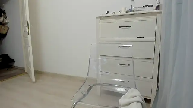 woolfiie online show from 02/24/25, 11:19