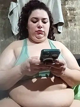 Snapshot of artemisabbw chatting on 12/19/25, 03:02 artemisabbw online show from 12/19/25, 03:02