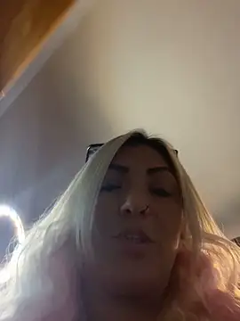 LittleMissEeve online show from 09/15/25, 09:48