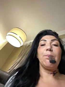 Snapshot of LittleMissEeve chatting on 07/11/26, 02:47 LittleMissEeve online show from 07/11/26, 02:47