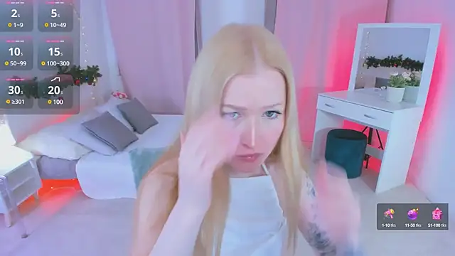 Laly Peach online show from 12/16/24, 04:27