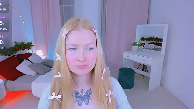 Laly Peach online show from 12/21/24, 04:14