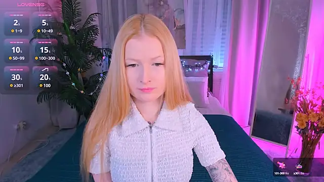 Laly Peach online show from 12/29/24, 03:35