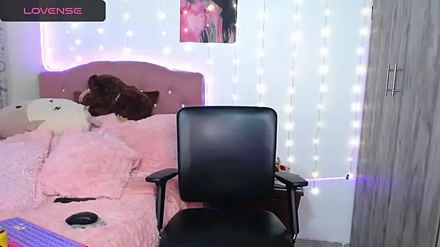 camy doll online show from 12/14/25, 01:11