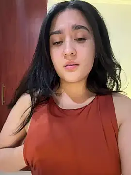 Snapshot of Nina_lovi chatting on 12/11/24, 01:47 Nina lovi online show from 12/11/24, 01:47