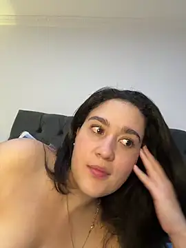 Snapshot of Nina_lovi chatting on 02/05/25, 06:46 Nina lovi online show from 02/05/25, 06:46