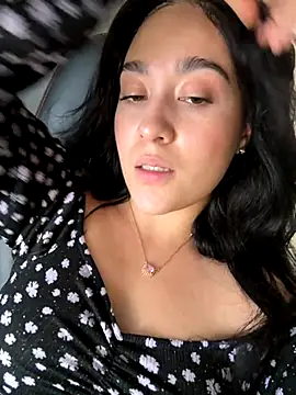 Snapshot of Nina_lovi chatting on 12/02/25, 09:54 Nina lovi online show from 12/02/25, 09:54