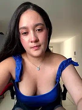 Snapshot of Nina_lovi chatting on 01/07/26, 09:50 Nina lovi online show from 01/07/26, 09:50