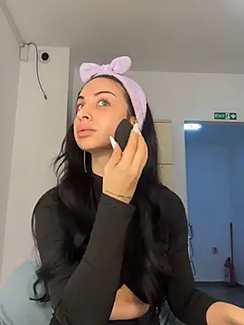 Snapshot of MeganHopeX chatting on 01/10/25, 07:14 MeganHopeX online show from 01/10/25, 07:14
