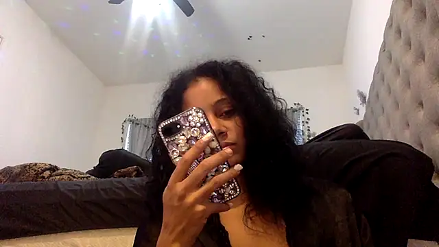 Snapshot of pinksugarxx chatting on 11/30/25, 09:52 pinksugarxx online show from 11/30/25, 09:52