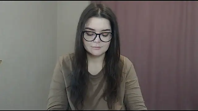 ohhhMie online show from 02/21/25, 09:22