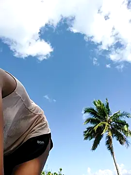 Snapshot of Luna-Natural chatting on 11/06/25, 03:24 Luna-Natural online show from 11/06/25, 03:24