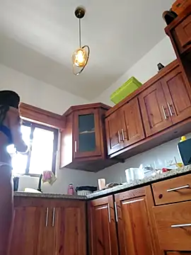 Luna-Natural online show from 02/07/26, 05:38