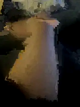 Snapshot of Tim8021 chatting on 12/15/25, 11:36 Tim8021 online show from 12/15/25, 11:36