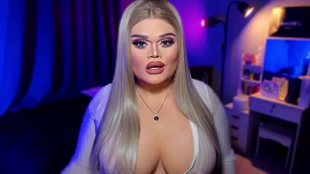 KarolinaThompson online show from 12/14/24, 08:29