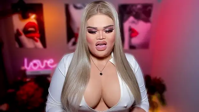 KarolinaThompson online show from 10/05/25, 07:56