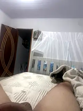 Snapshot of lefararafael chatting on 09/30/25, 02:05 lefararafael online show from 09/30/25, 02:05