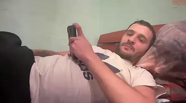 AlexandruUK online show from 03/11/25, 02:51